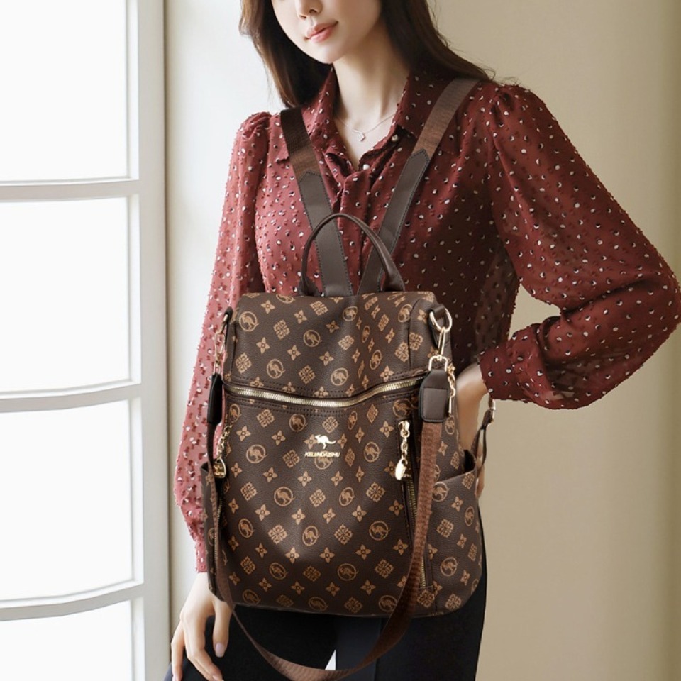 Genuine Brand Women's Soft Lea - Embroidery Design Logo 评论和价格