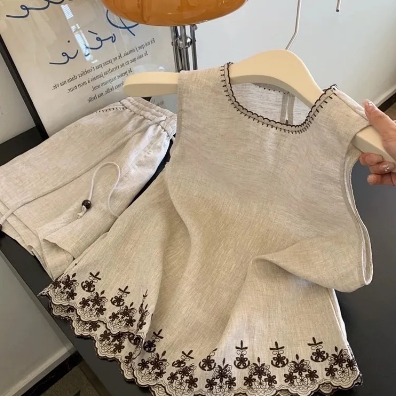 Simple Old Money Style Cotton  - Embroidery Class 评论和价格