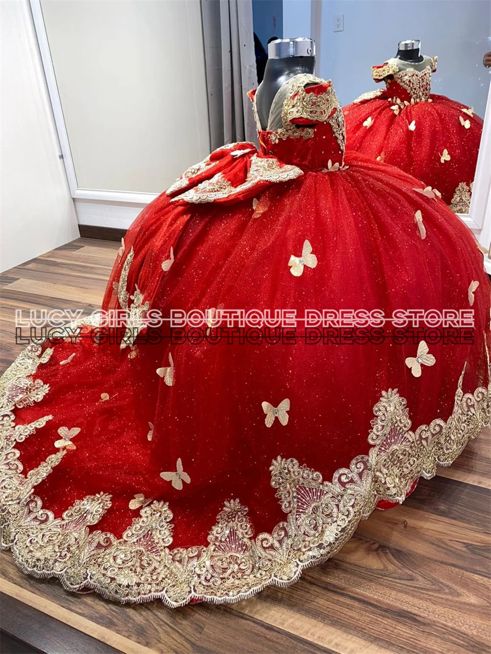Quality Butterfly Applique Lov - Embroidery Yellow Flower 评论和价格