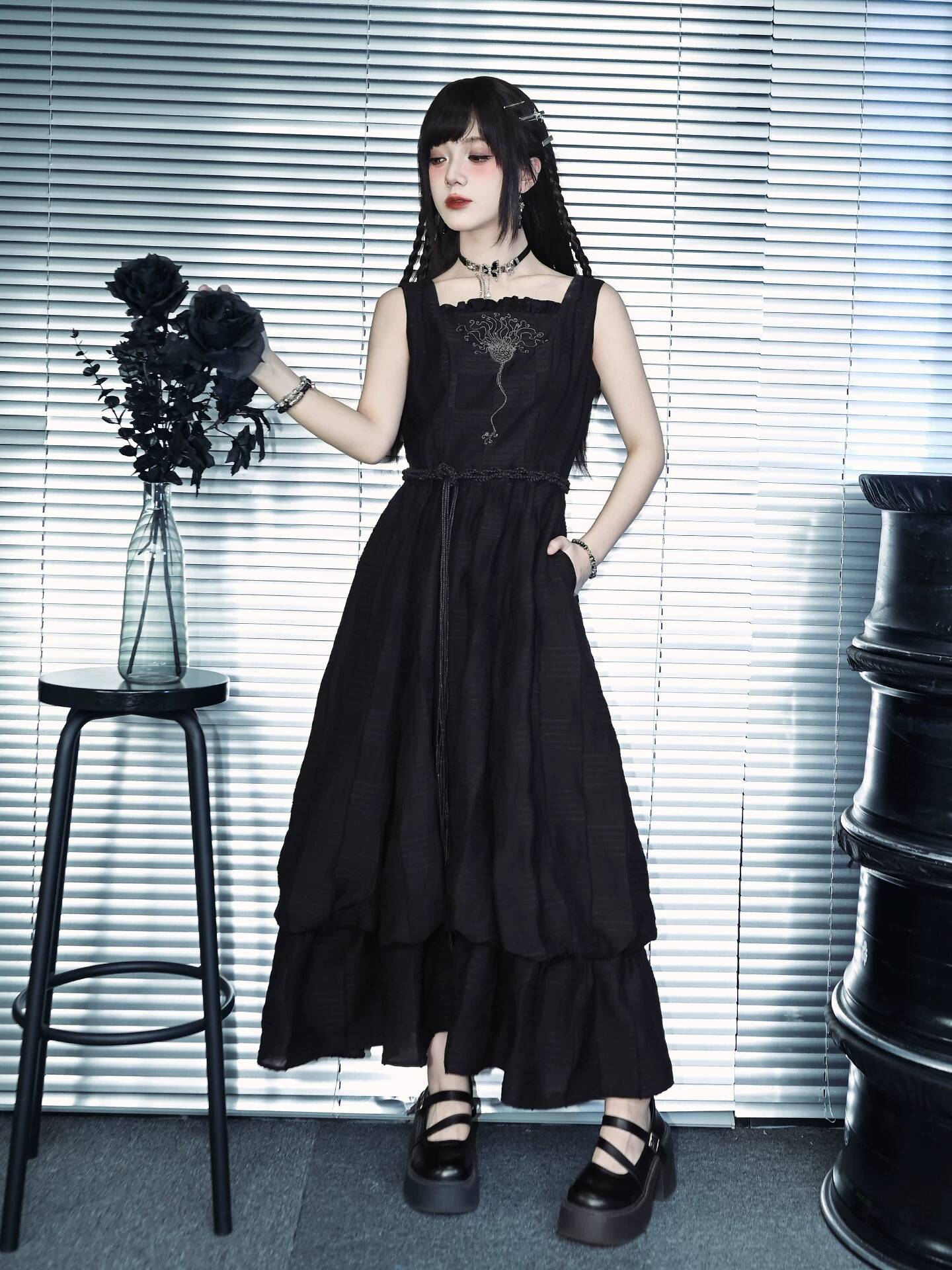 New Crinoid Embroidery Black D - Embroidery Skirt 评论和价格