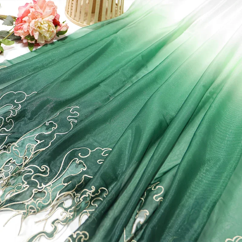 Chinese Style Embroidery Lotus - Embroidery Skirt 评论和价格