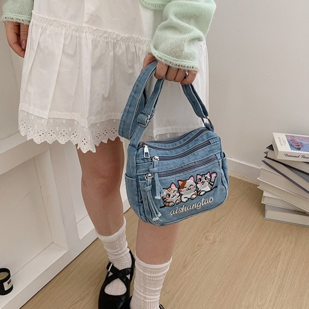 Vintage Fabric Denim Crossbody - Embroidery Cat 评论和价格