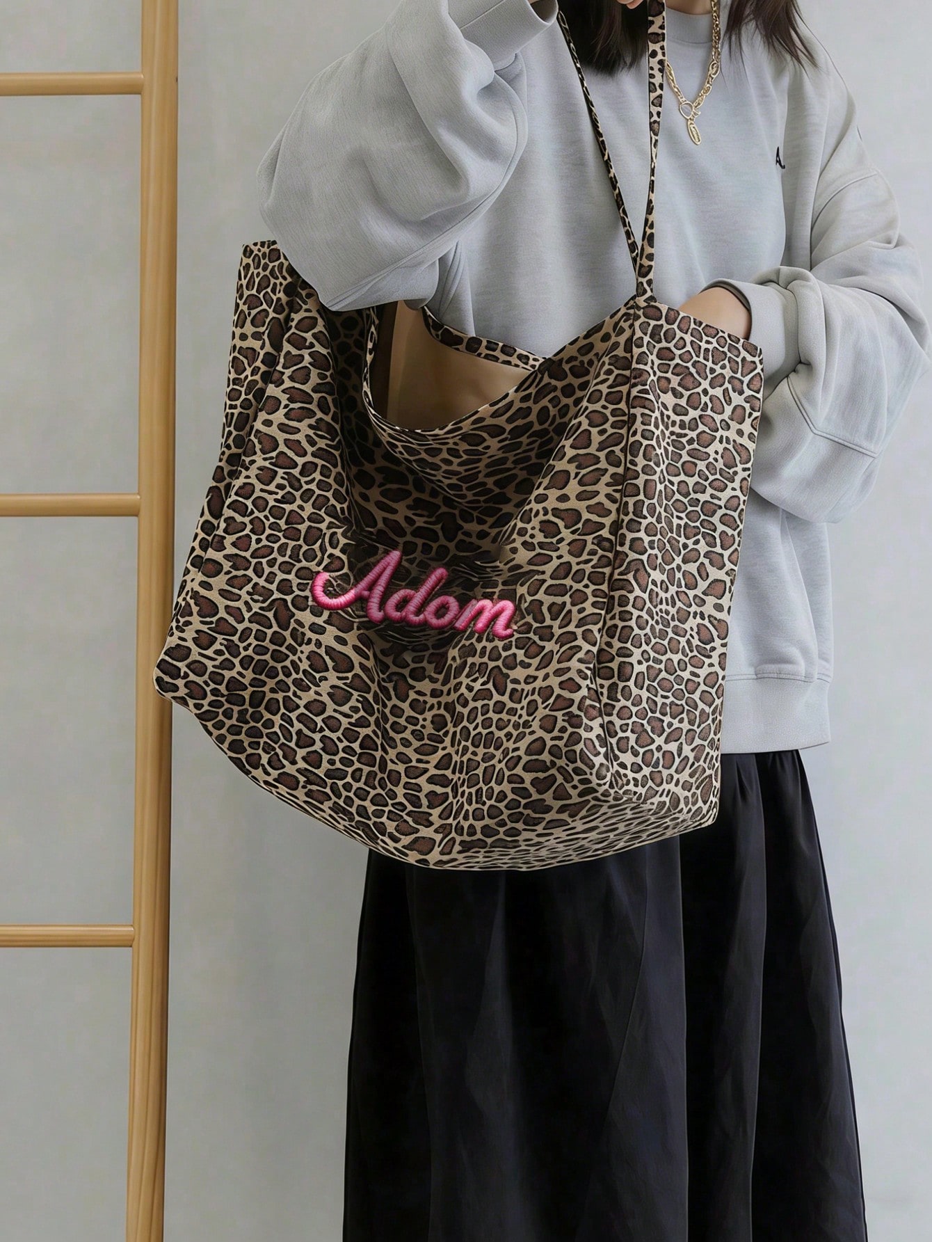 Custom Name Leopard Print Tote - Embroidery Names 评论和价格