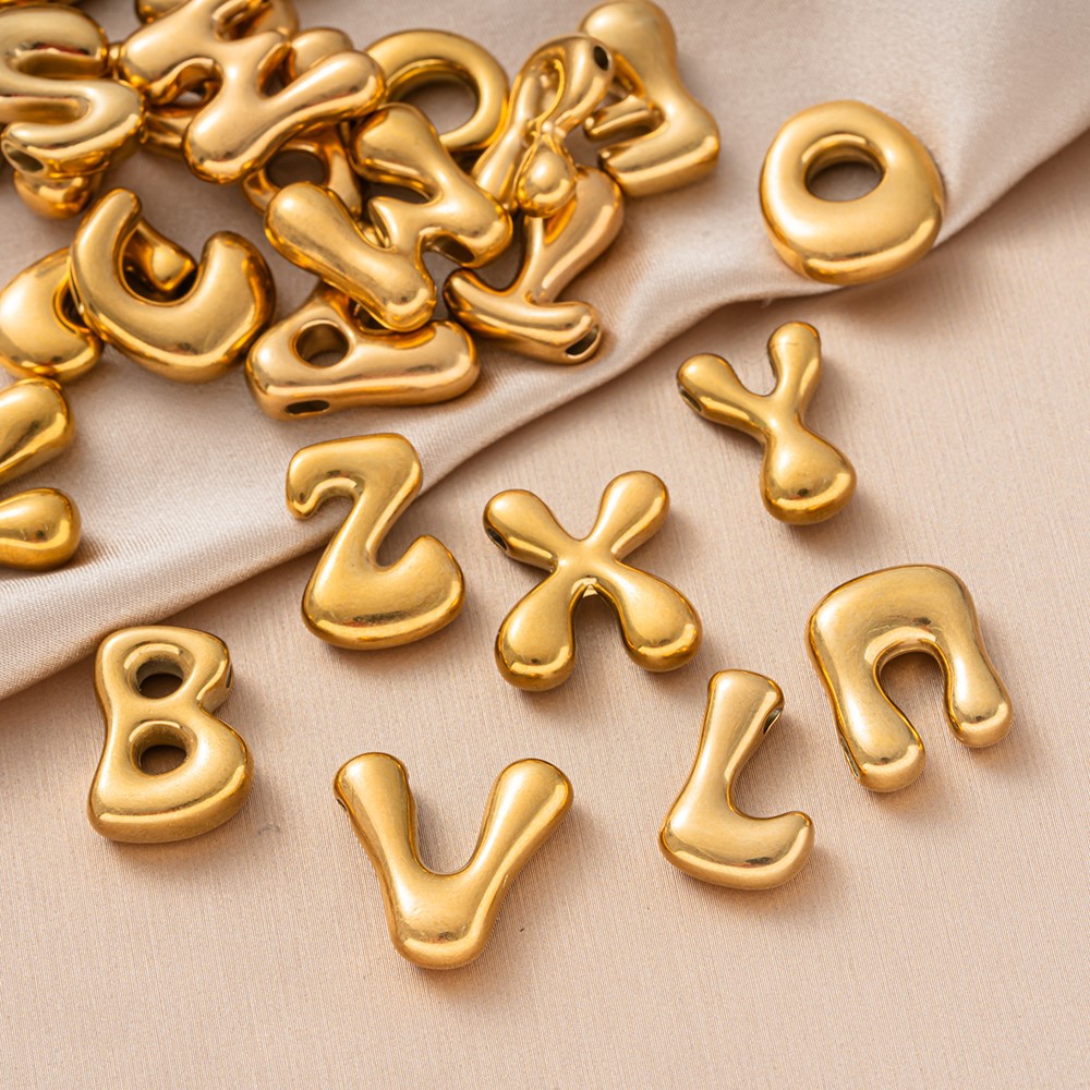 5Pcs Fashion Stainless Steel G - Embroidery Charm 评论和价格