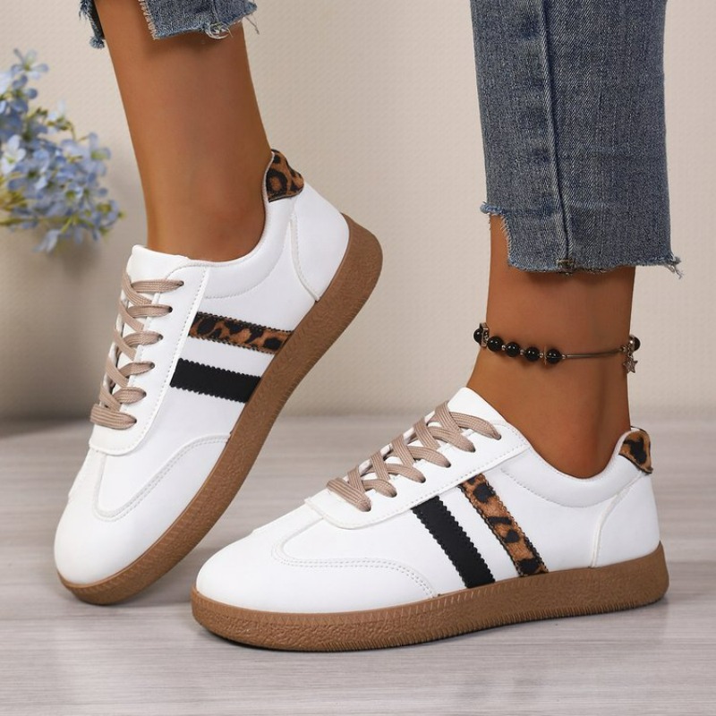 Women's Lace Up Fashion Casual - Embroidery White 评论和价格