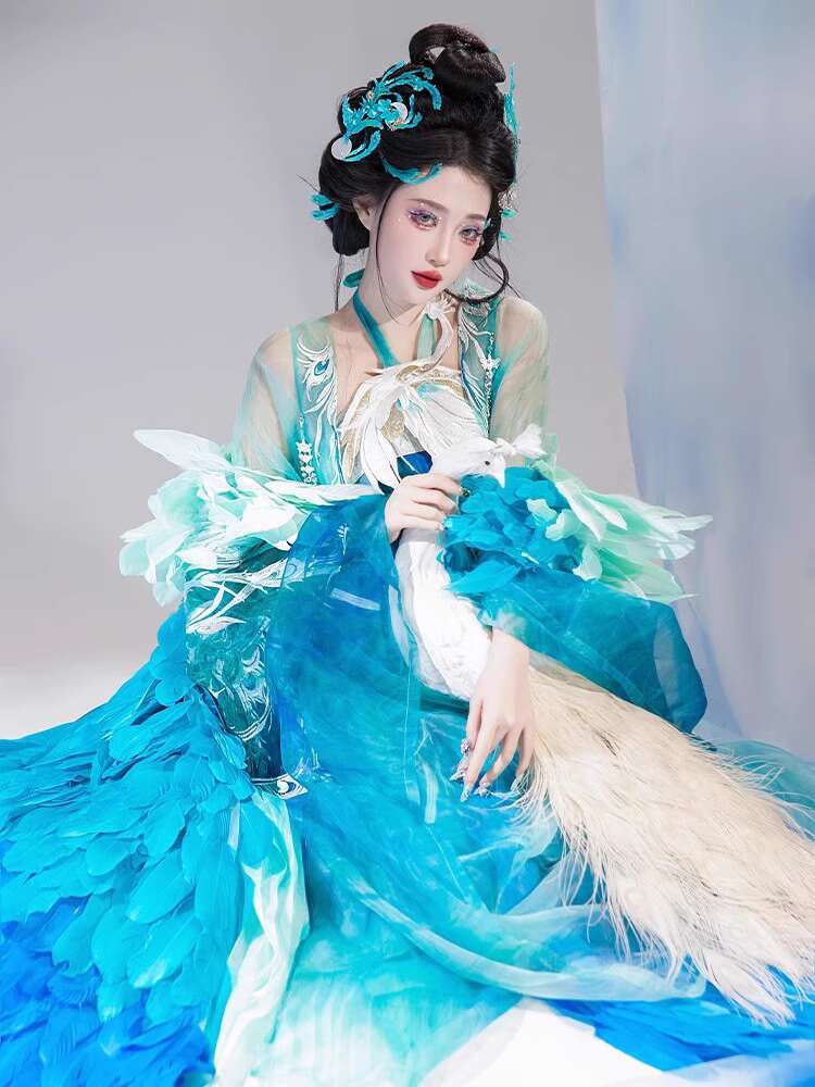 New Peacock Hanfu Womens fashi - Embroidery Skirt 评论和价格